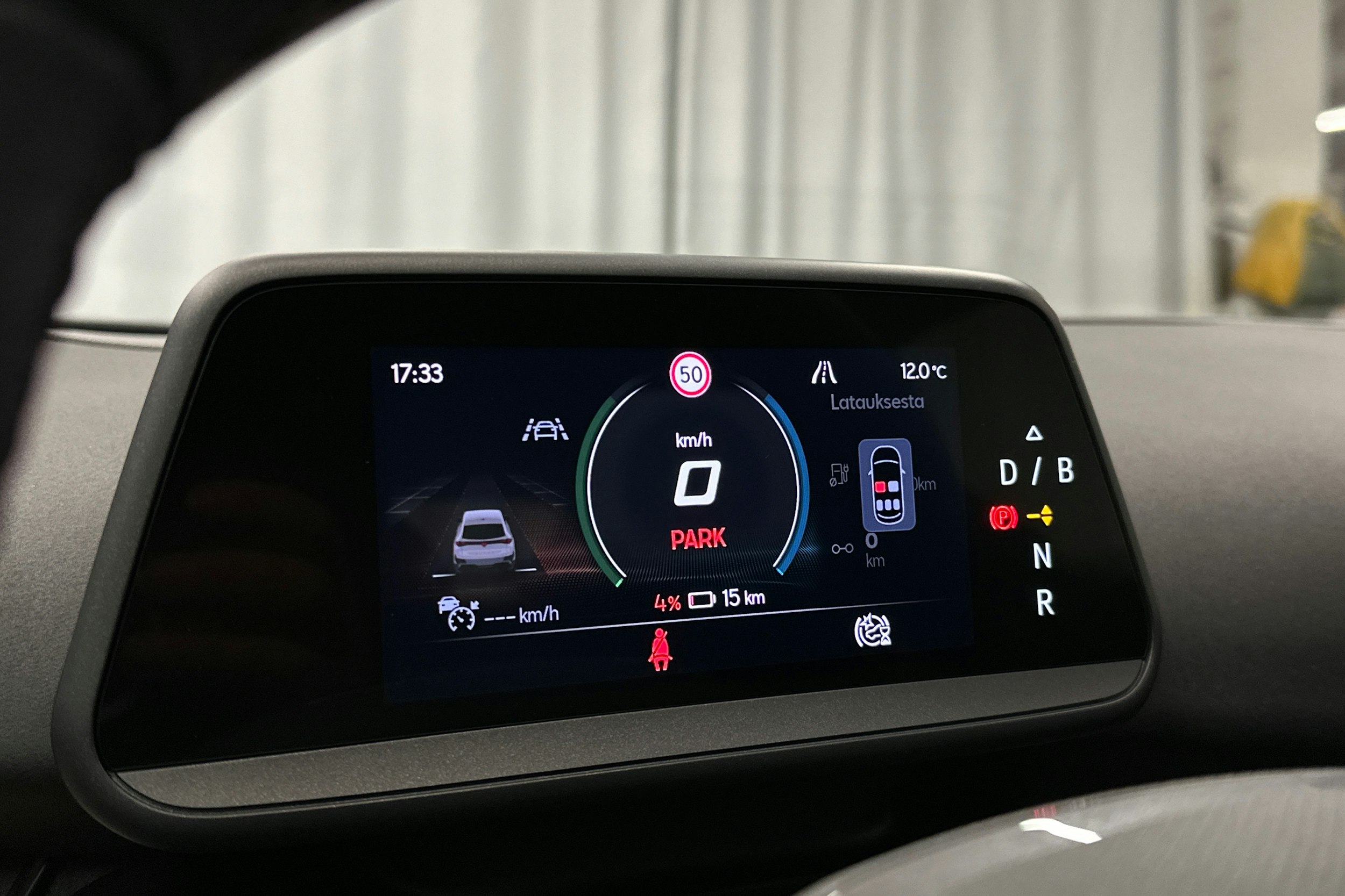 beige CUPRA Tavascan 2024 kuva 14.