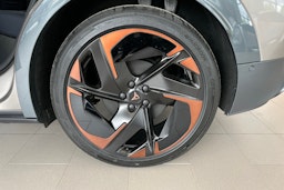 ruskea (beige) CUPRA Tavascan 2024 kuva 10.