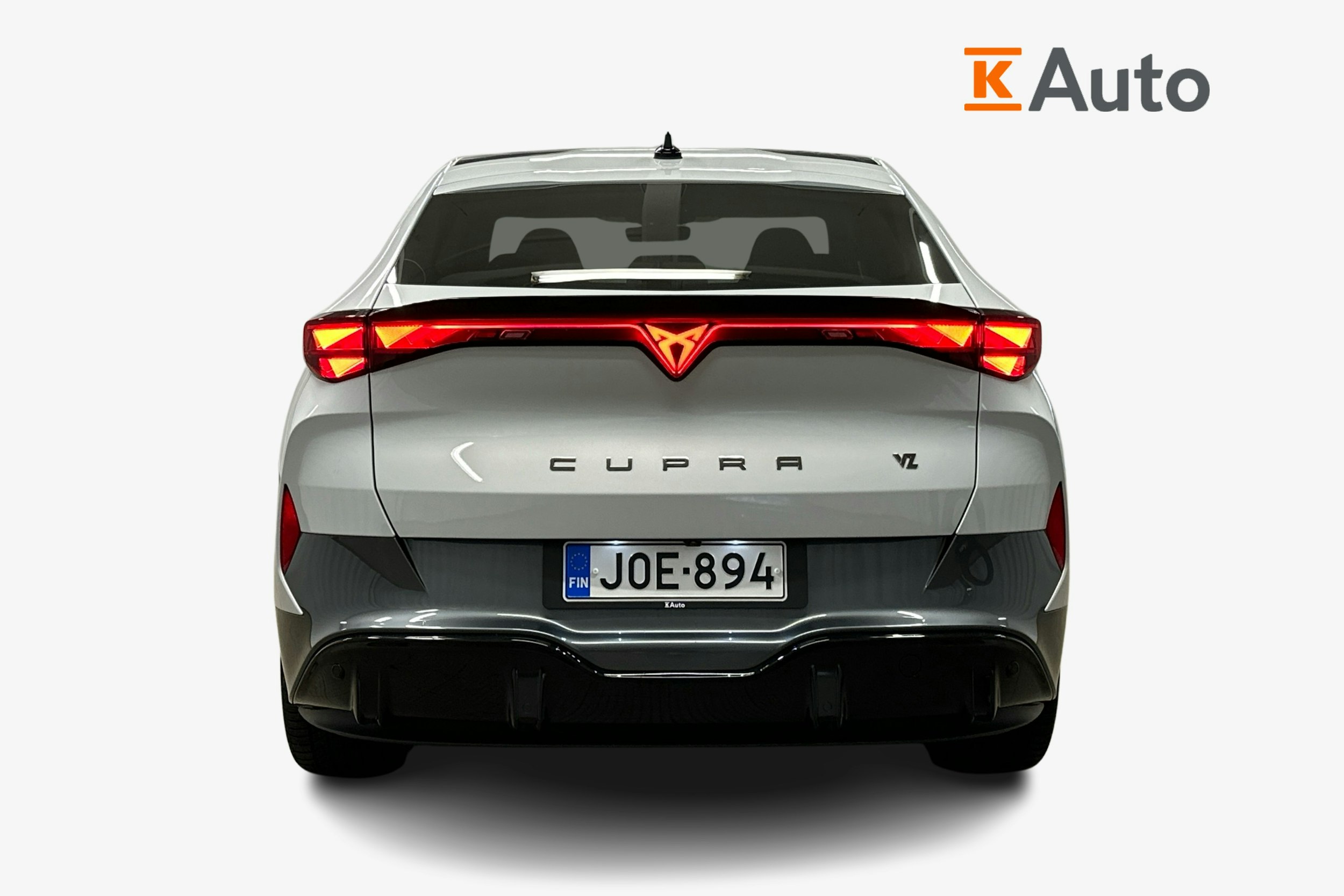 valkoinen CUPRA Tavascan 2024 kuva 3.