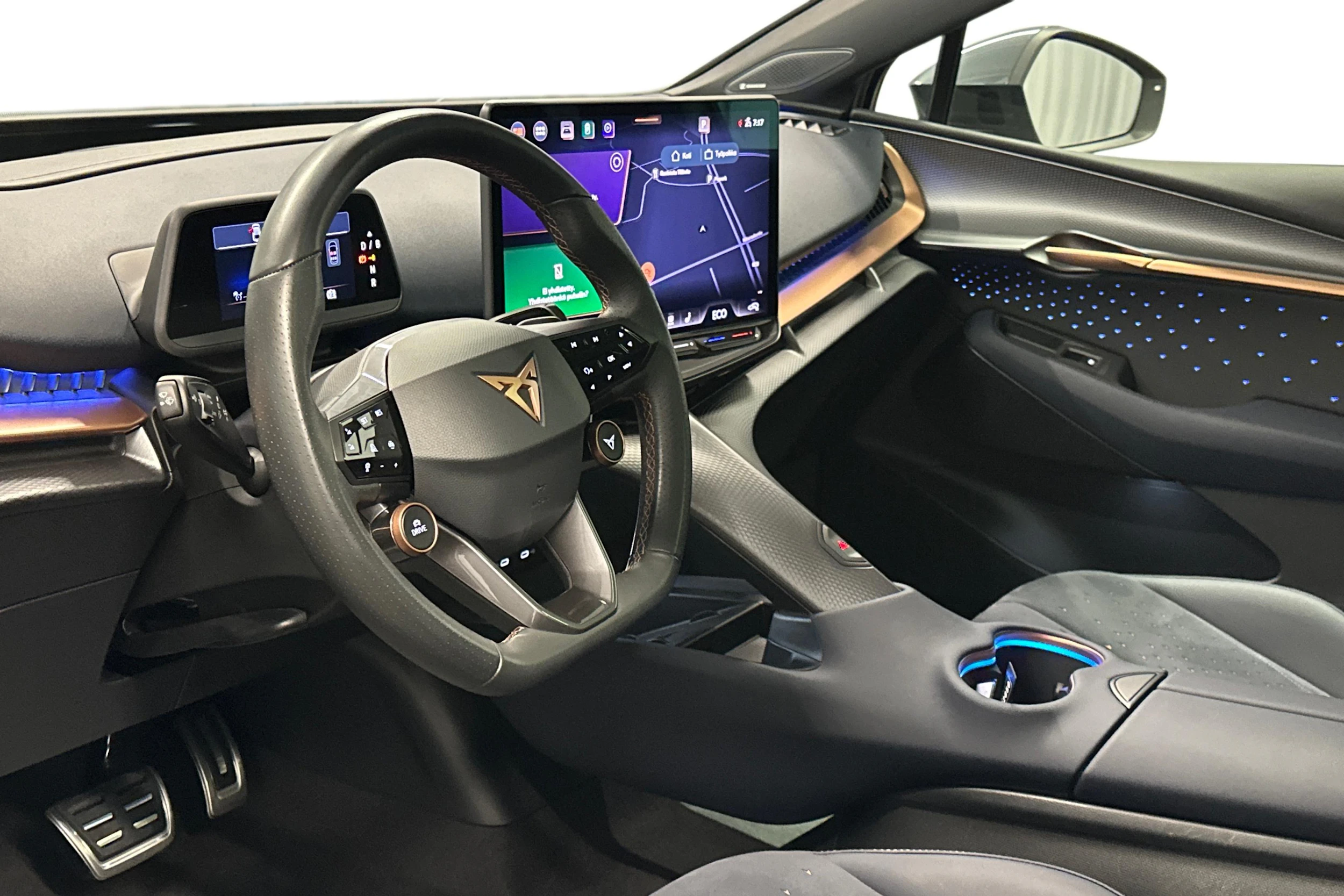 ruskea (beige) CUPRA Tavascan 2024 kuva 6.