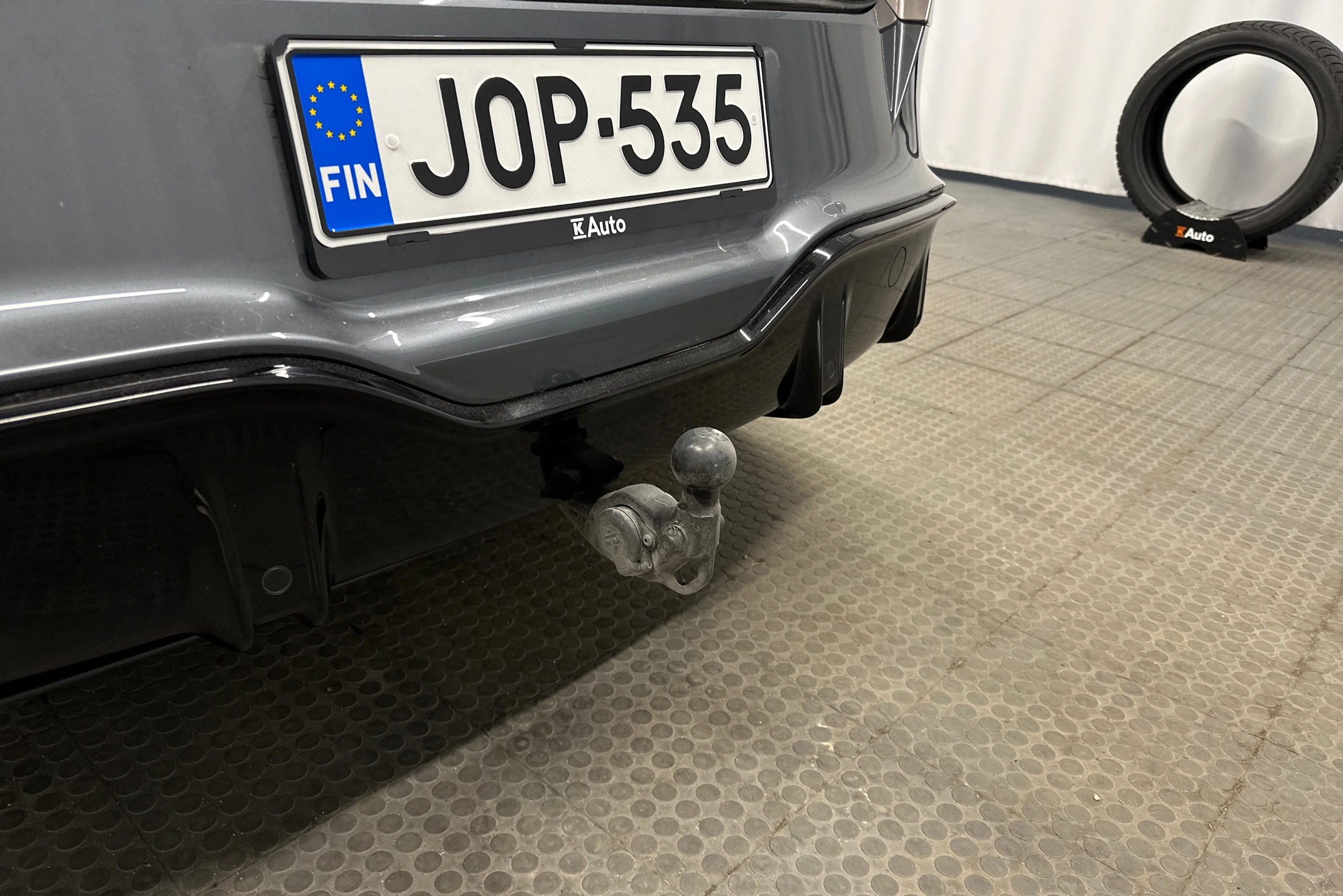 ruskea (beige) CUPRA Tavascan 2024 kuva 39.