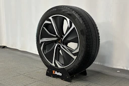 harmaa CUPRA Tavascan 2024 kuva 13.