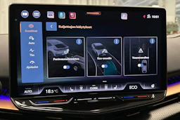 harmaa CUPRA Tavascan 2024 kuva 35.