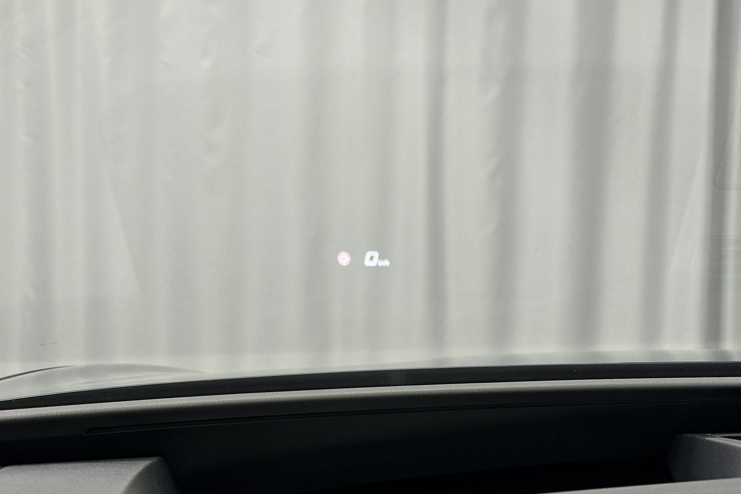 sininen CUPRA Tavascan 2024 kuva 24.