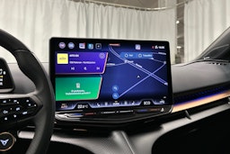 sininen CUPRA Tavascan 2024 kuva 26.