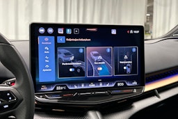 sininen CUPRA Tavascan 2024 kuva 34.