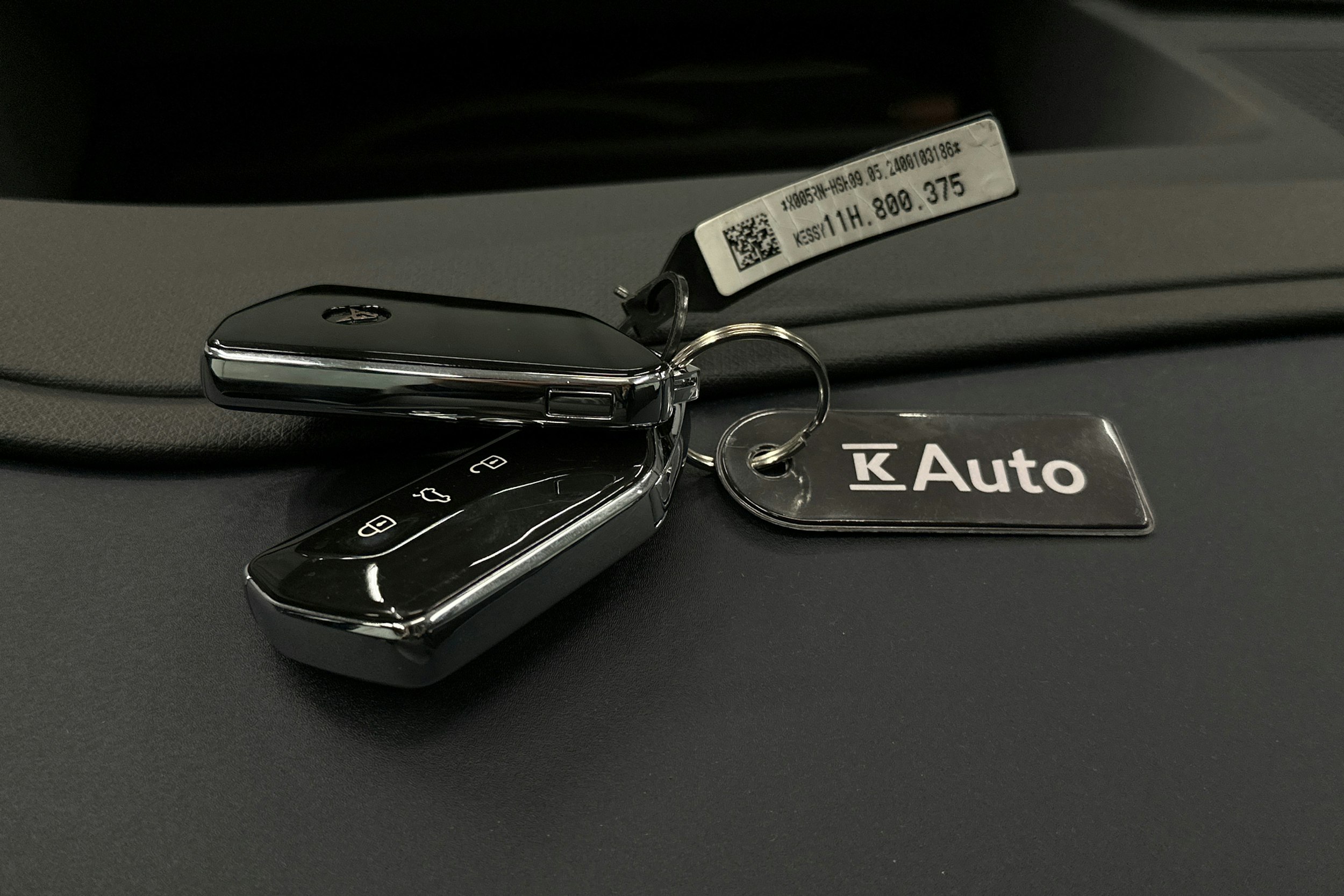 sininen CUPRA Tavascan 2024 kuva 39.