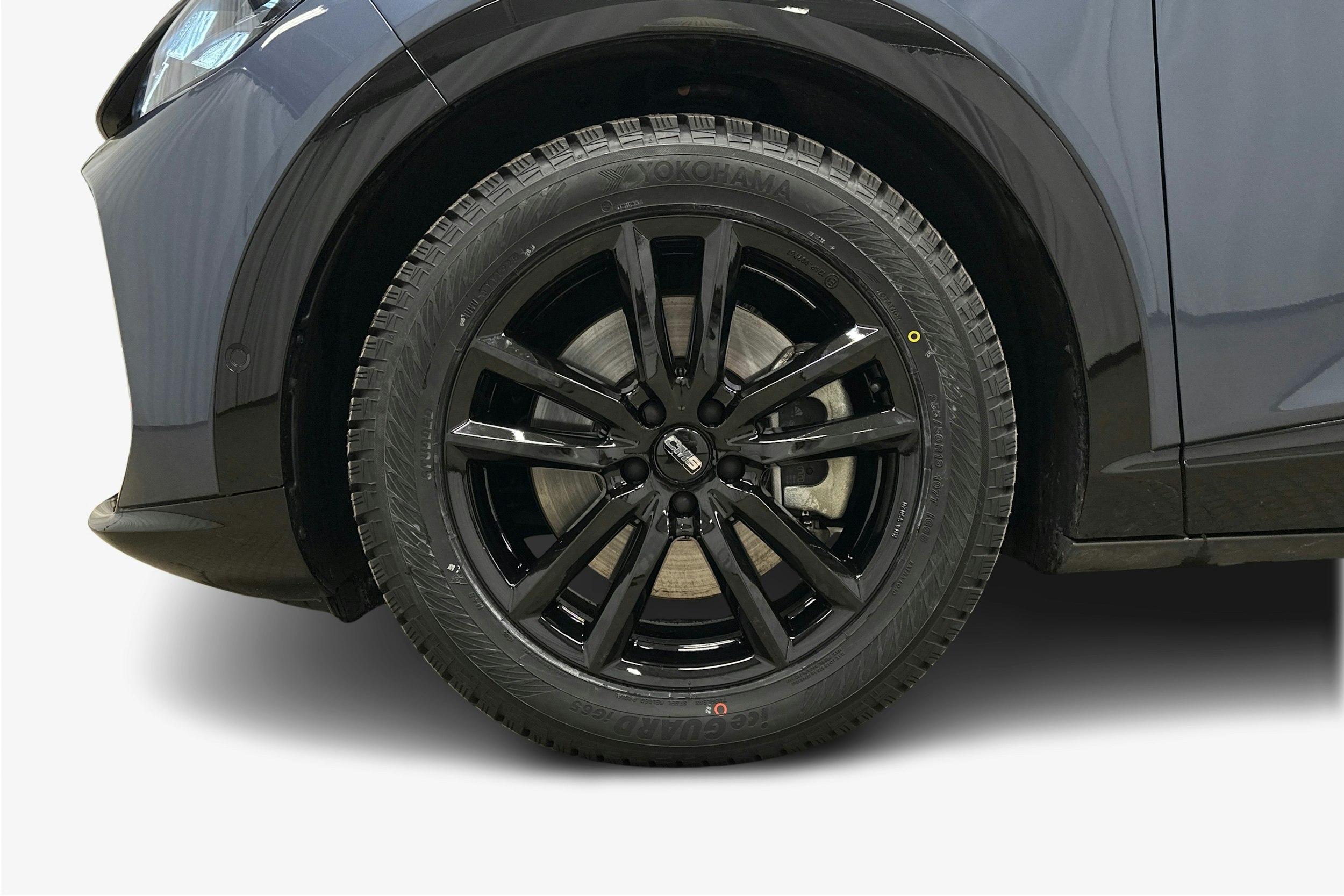 sininen CUPRA Tavascan 2024 kuva 11.