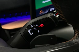 harmaa CUPRA Tavascan 2024 kuva 22.