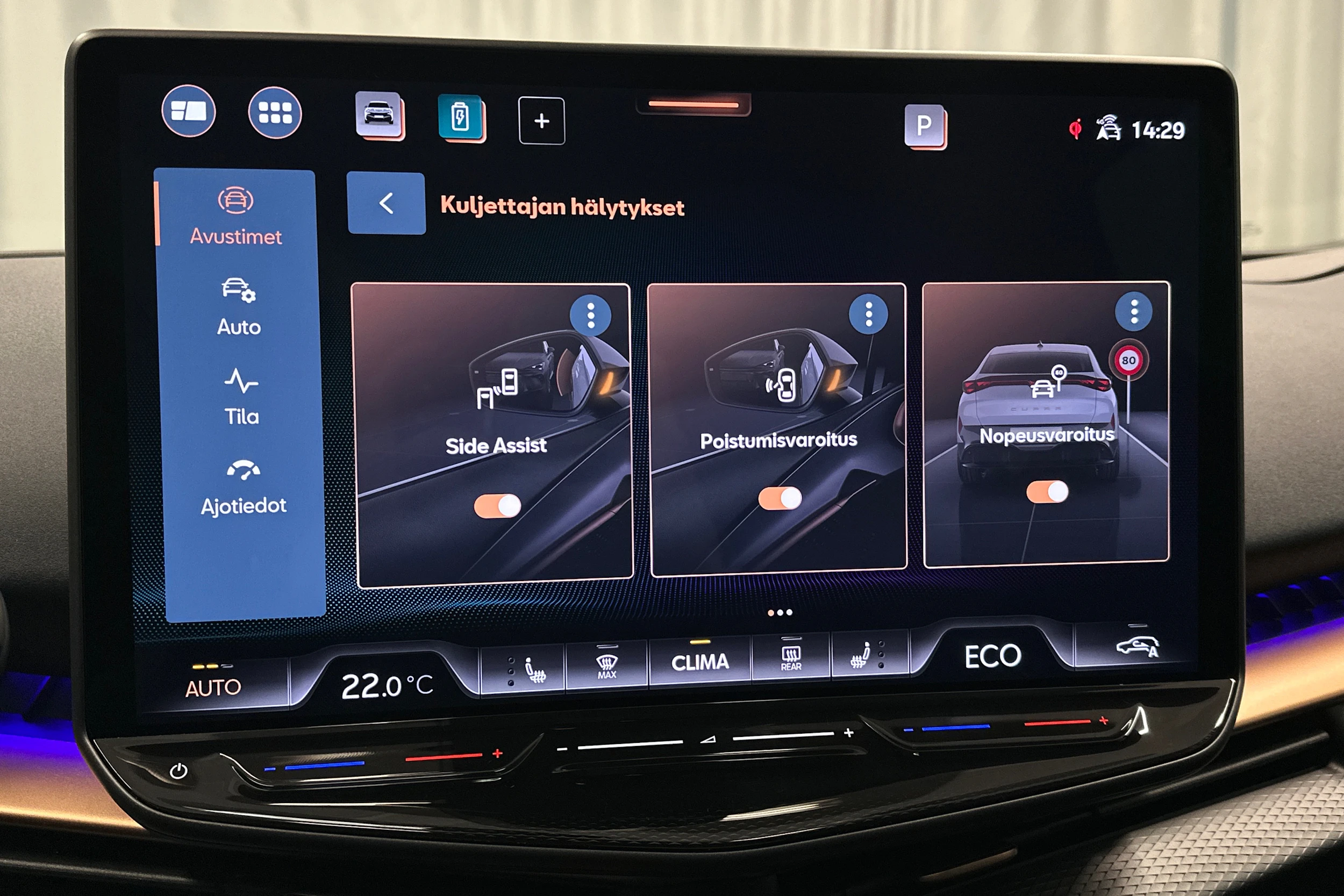 harmaa CUPRA Tavascan 2024 kuva 33.