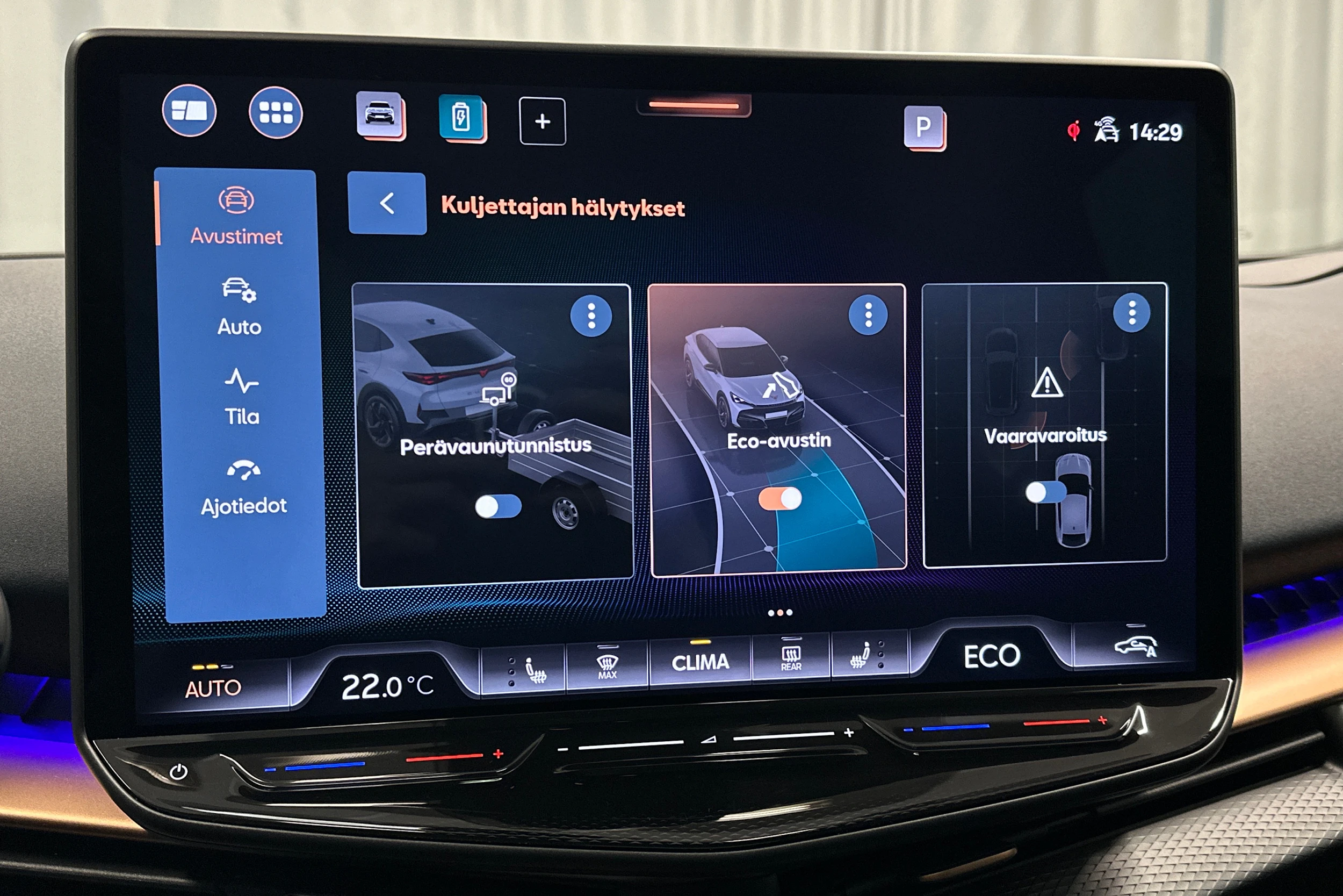 harmaa CUPRA Tavascan 2024 kuva 34.