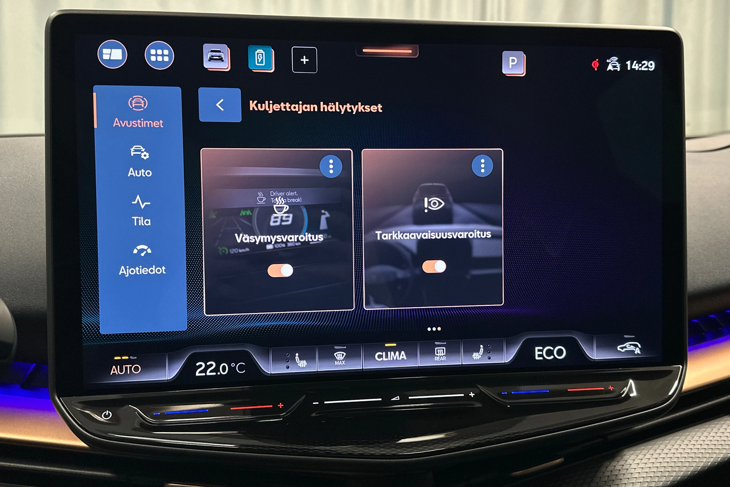 harmaa CUPRA Tavascan 2024 kuva 35.