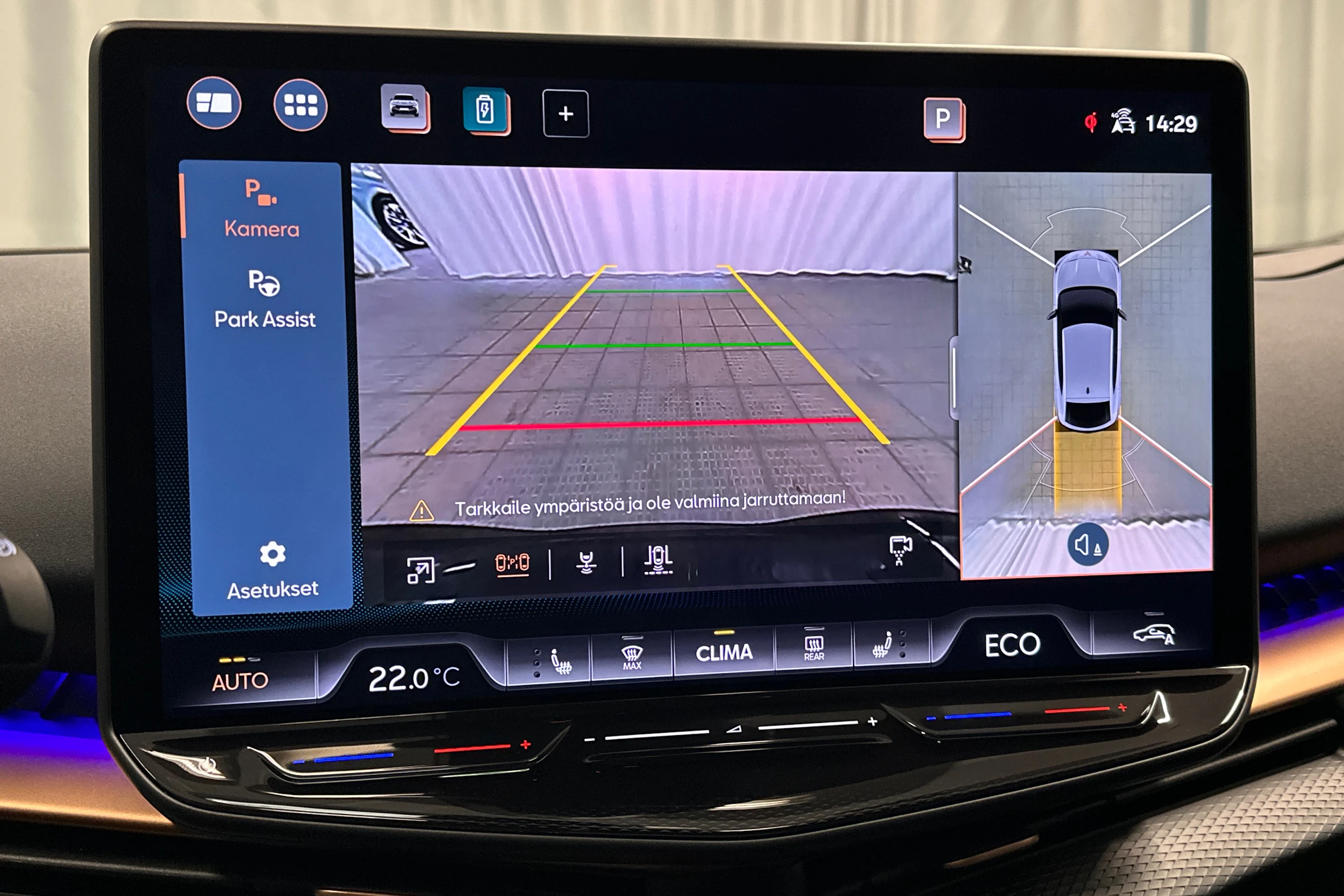 harmaa CUPRA Tavascan 2024 kuva 36.