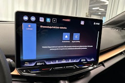 sininen CUPRA Tavascan 2024 kuva 19.
