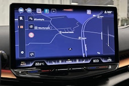 valkoinen CUPRA Tavascan 2024 kuva 25.