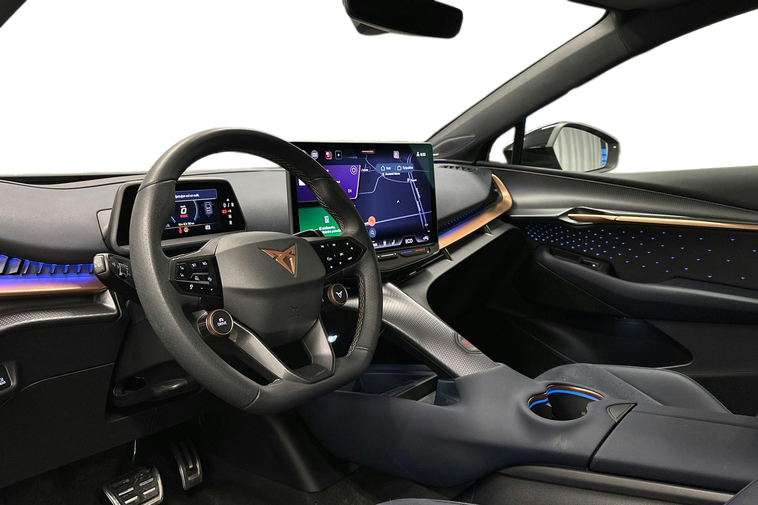 harmaa CUPRA Tavascan 2024 kuva 7.