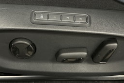 harmaa CUPRA Tavascan 2024 kuva 18.