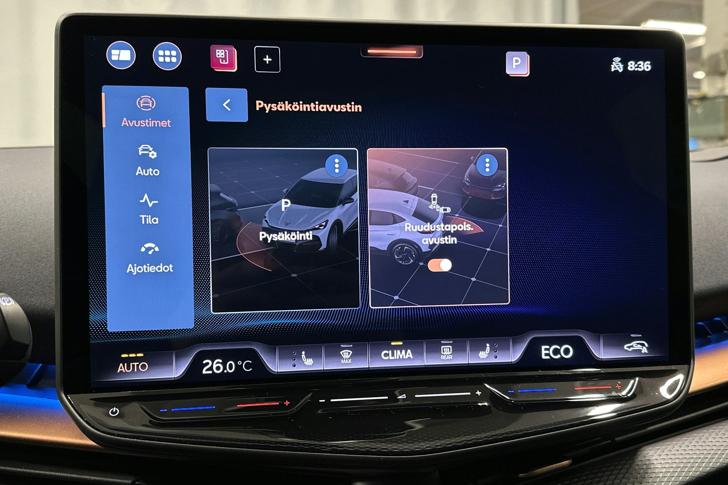 harmaa CUPRA Tavascan 2024 kuva 28.