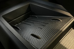 harmaa CUPRA Tavascan 2024 kuva 39.