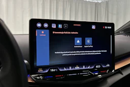 valkoinen CUPRA Tavascan 2024 kuva 23.