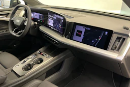 sage vihreä Audi Q4 e-tron 2026 kuva 19.