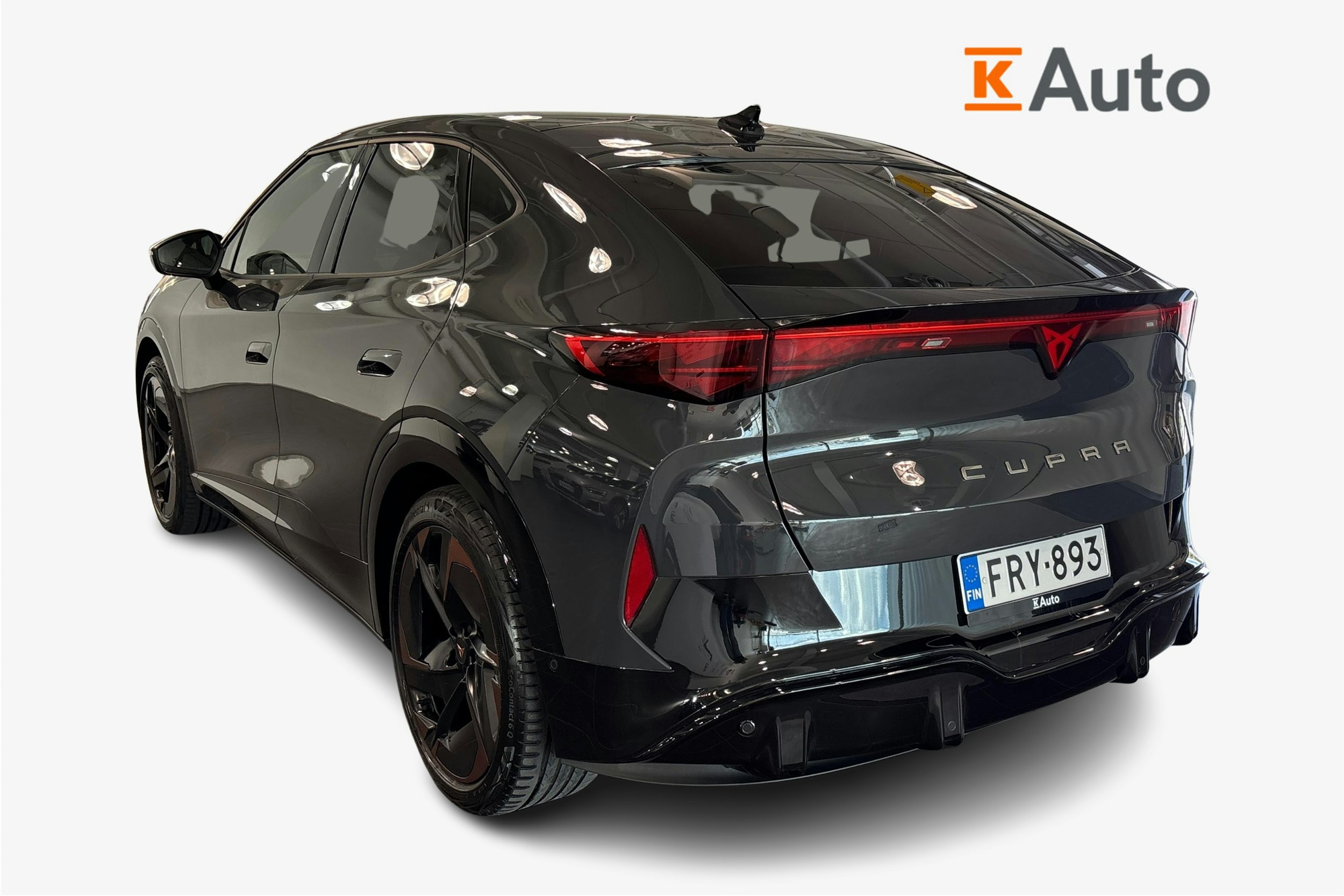 harmaa CUPRA Tavascan 2025 kuva 2.
