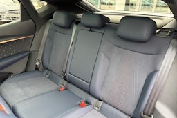 ruskea (beige) CUPRA Tavascan 2025 kuva 8.