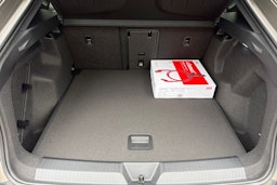 ruskea (beige) CUPRA Tavascan 2025 kuva 11.