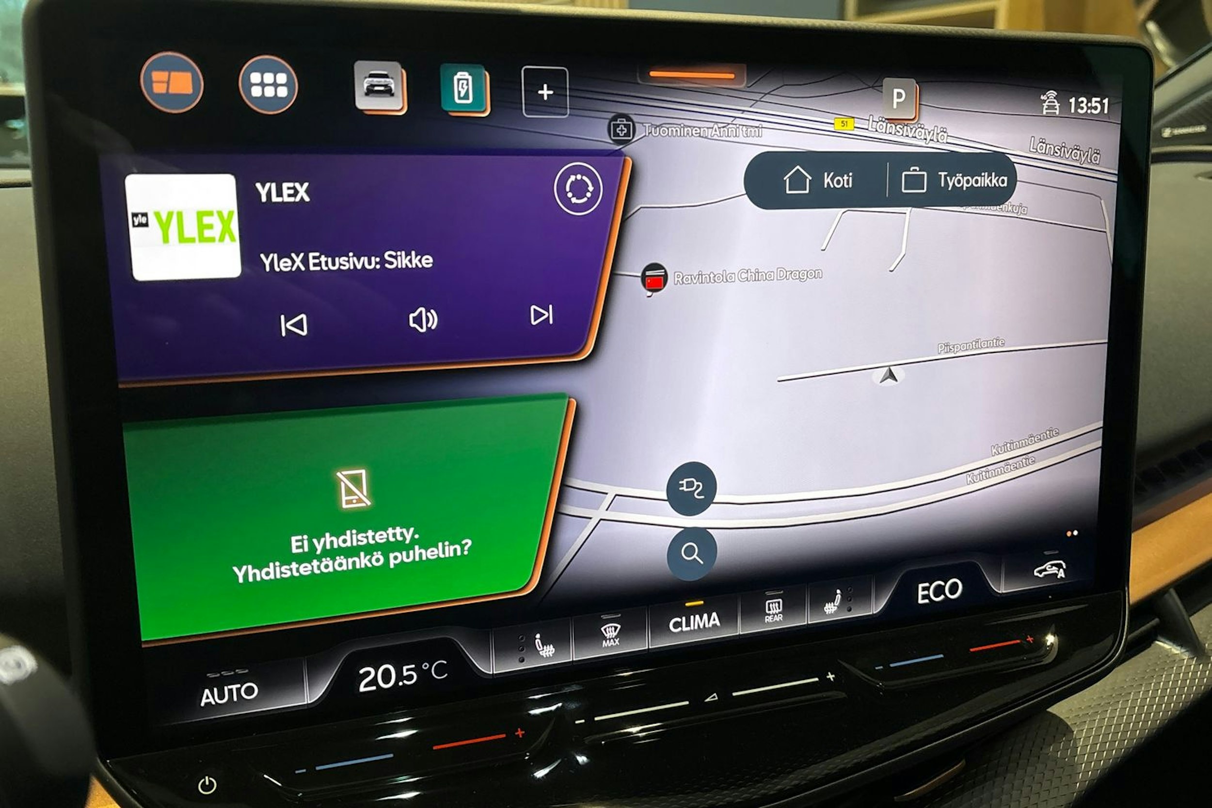 harmaa CUPRA Tavascan 2025 kuva 14.