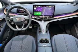 harmaa CUPRA Tavascan 2025 kuva 7.