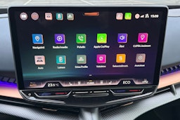 harmaa CUPRA Tavascan 2025 kuva 16.