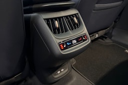 harmaa CUPRA Tavascan 2025 kuva 23.