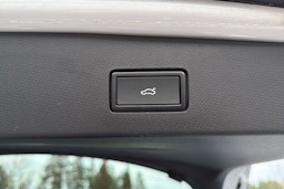 harmaa CUPRA Tavascan 2025 kuva 24.