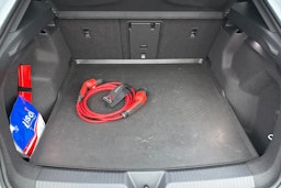 harmaa CUPRA Tavascan 2025 kuva 25.