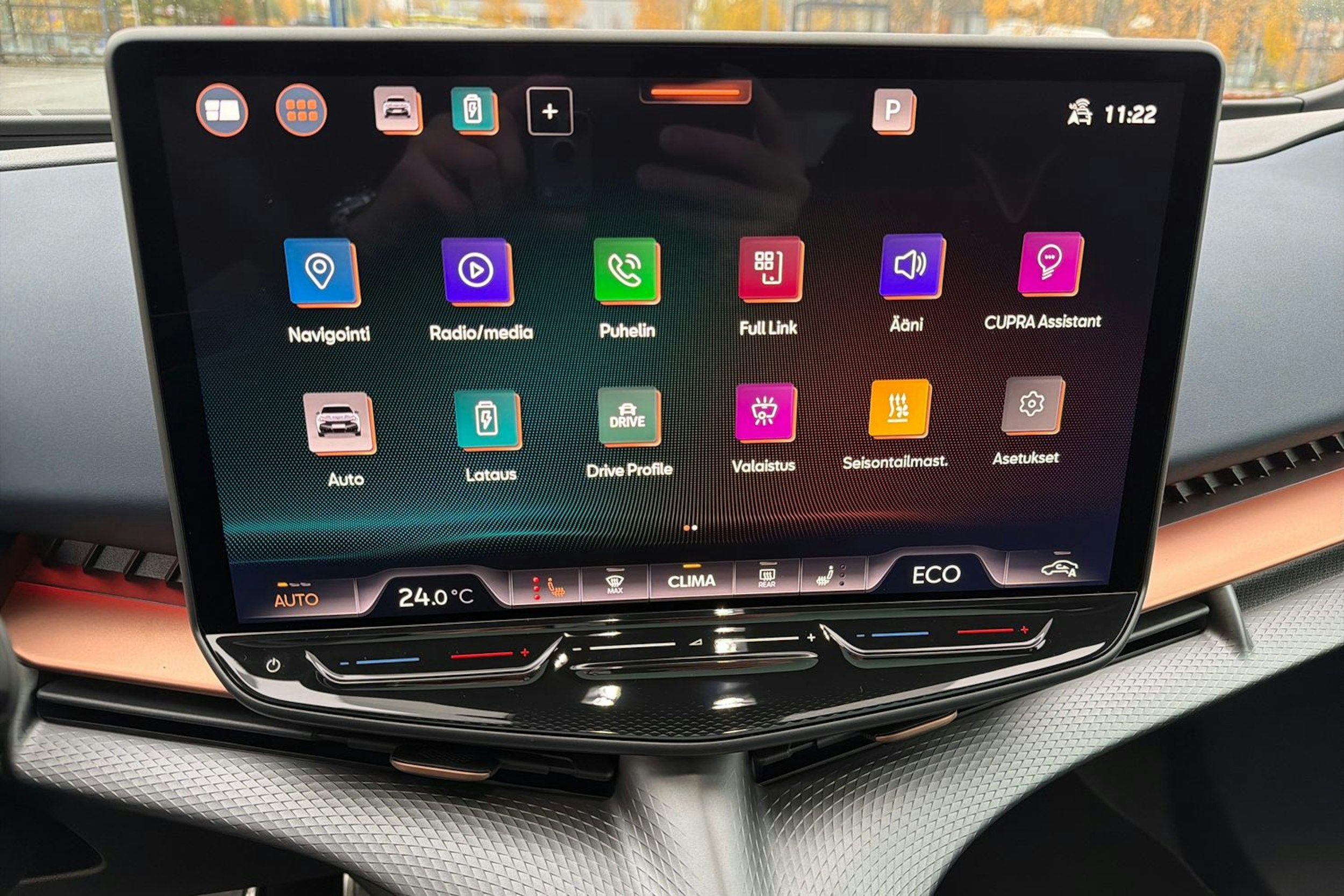 ruskea (beige) CUPRA Tavascan 2025 kuva 13.