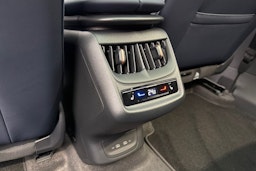 ruskea (beige) CUPRA Tavascan 2025 kuva 17.