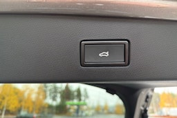 ruskea (beige) CUPRA Tavascan 2025 kuva 20.