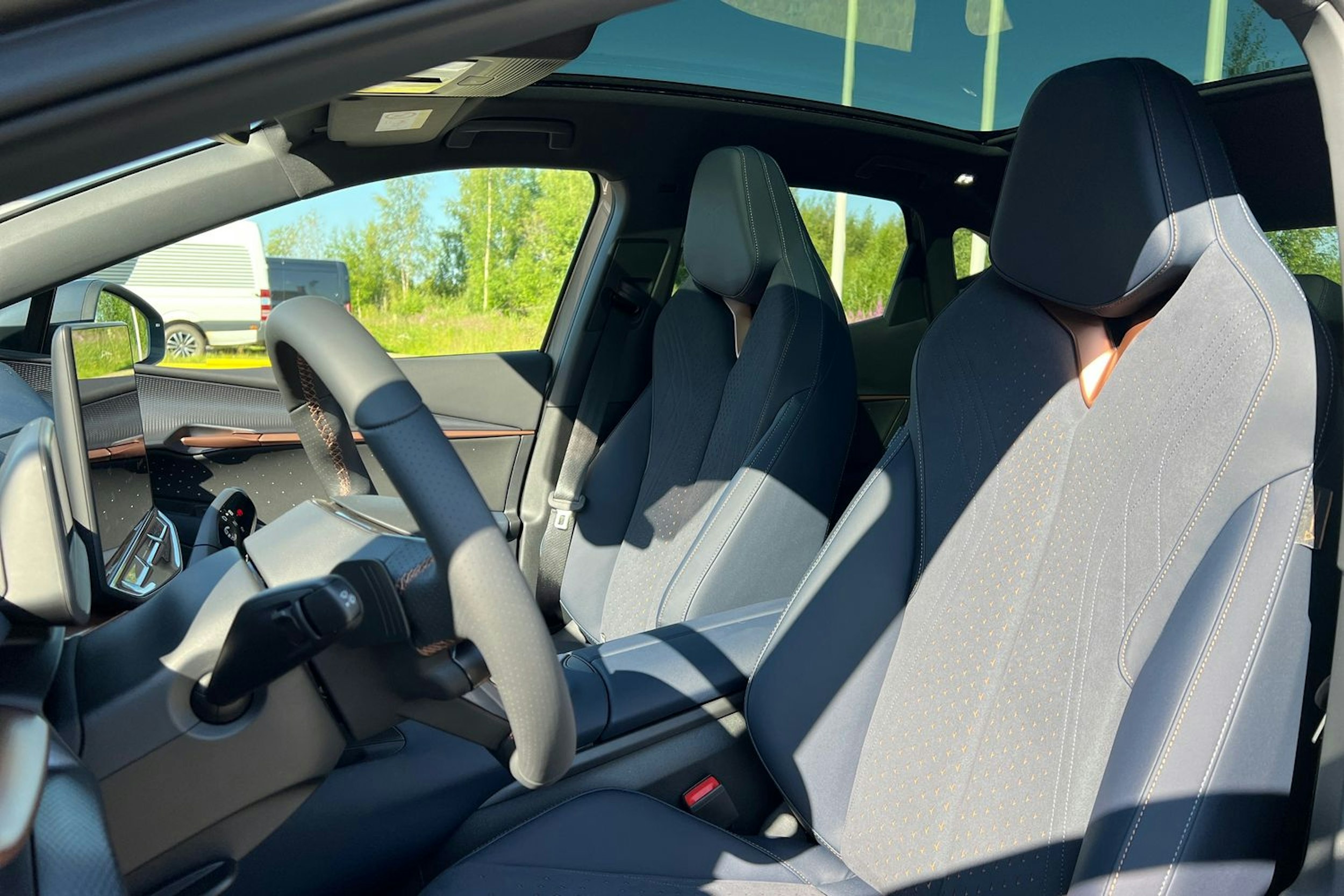 met. ruskea (beige) CUPRA Tavascan 2025 kuva 15.