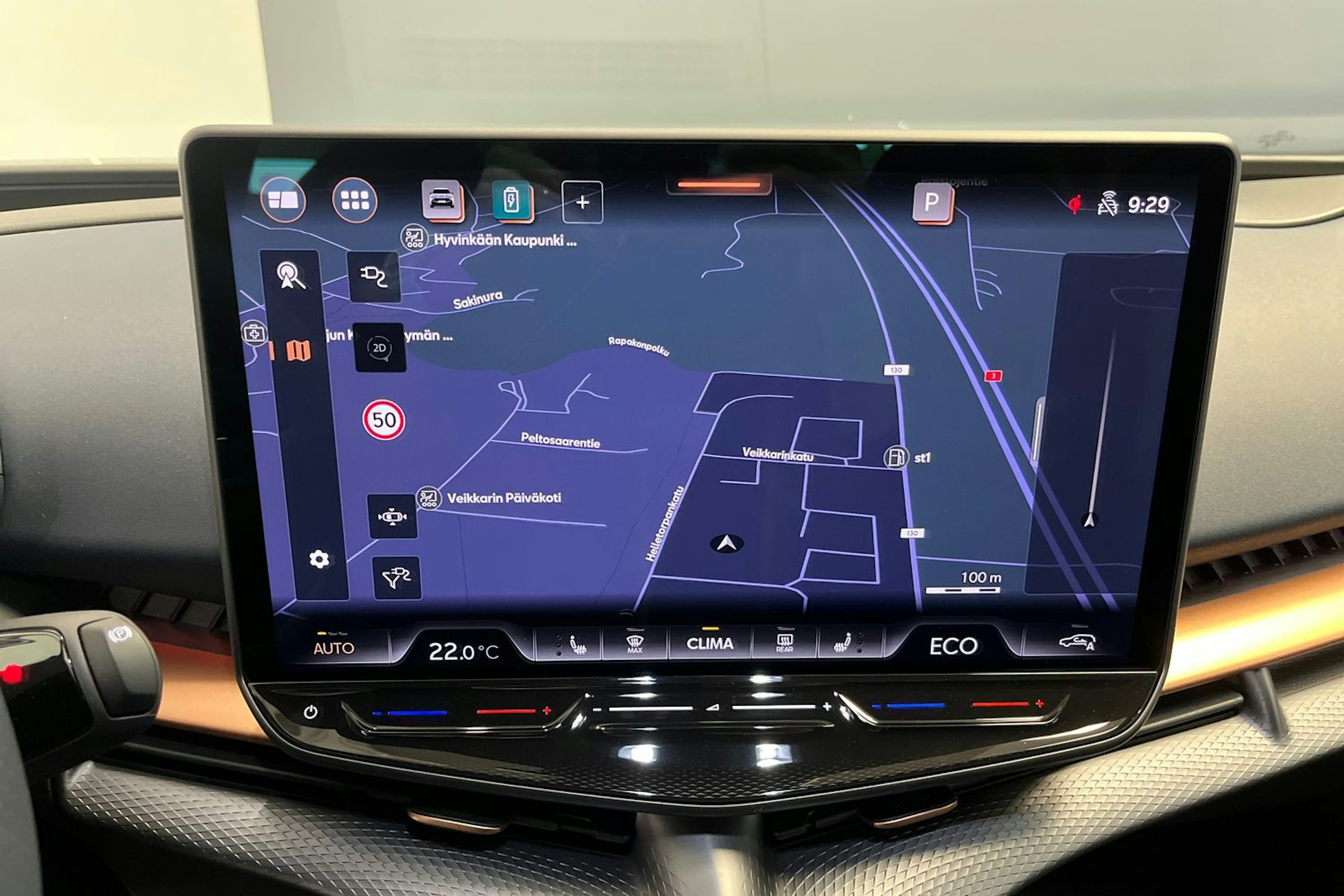 ruskea (beige) CUPRA Tavascan 2025 kuva 14.