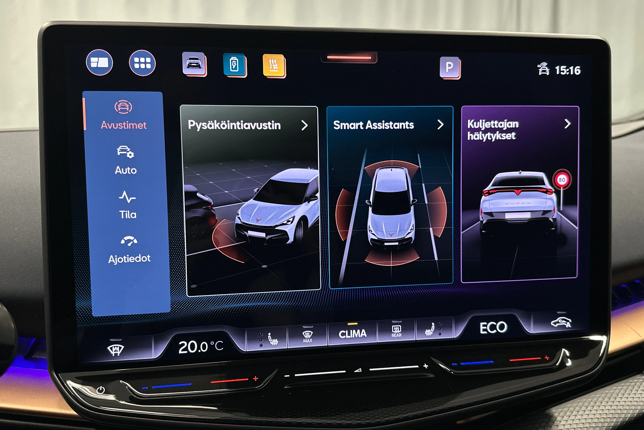 valkoinen CUPRA Tavascan 2025 kuva 29.