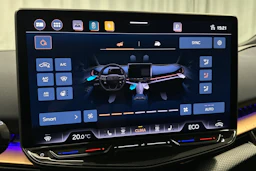 valkoinen CUPRA Tavascan 2025 kuva 36.