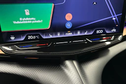valkoinen CUPRA Tavascan 2025 kuva 37.
