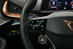 ruskea (beige) CUPRA Tavascan 2025 kuva 11.