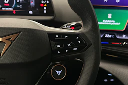 ruskea (beige) CUPRA Tavascan 2025 kuva 12.