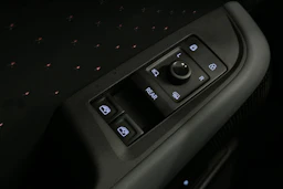 ruskea (beige) CUPRA Tavascan 2025 kuva 14.