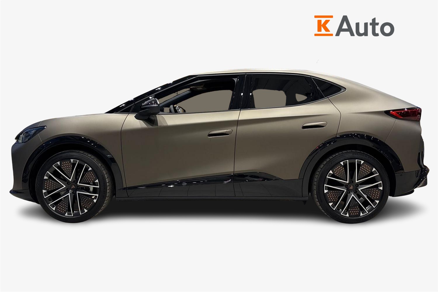 Cupra Tavascan 2025, photo 5/18