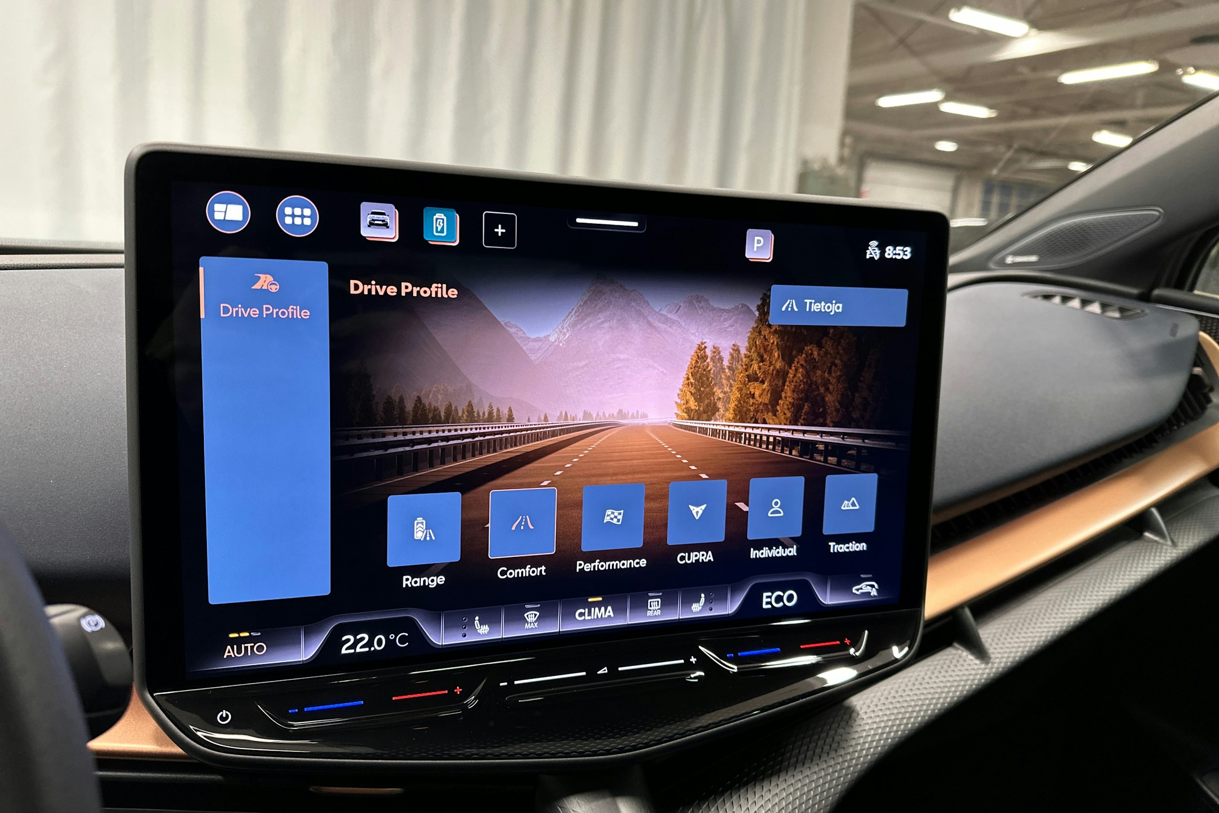 beige CUPRA Tavascan 2025 kuva 22.