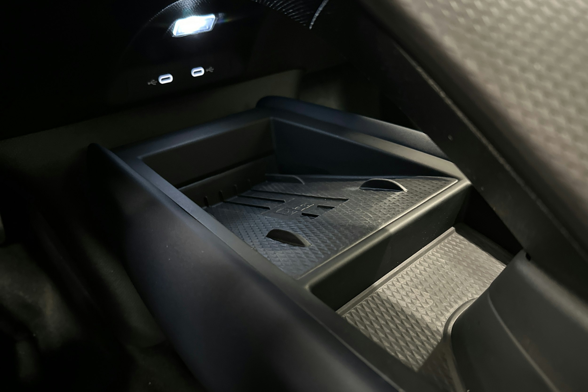 beige CUPRA Tavascan 2025 kuva 33.