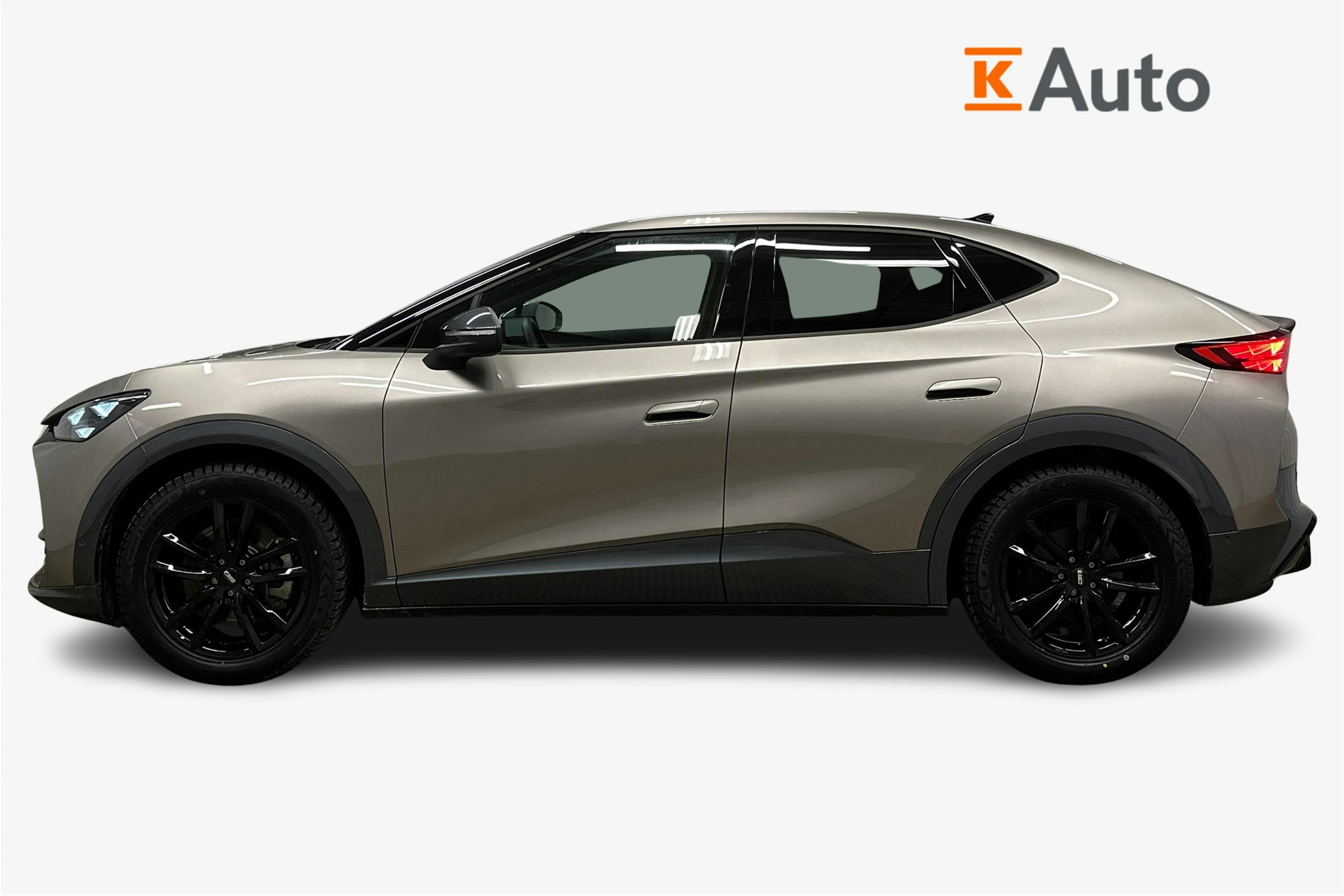 keltainen CUPRA Tavascan 2025 kuva 5.