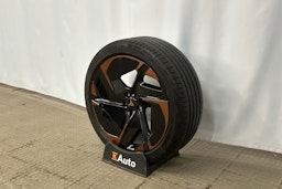 keltainen CUPRA Tavascan 2025 kuva 10.